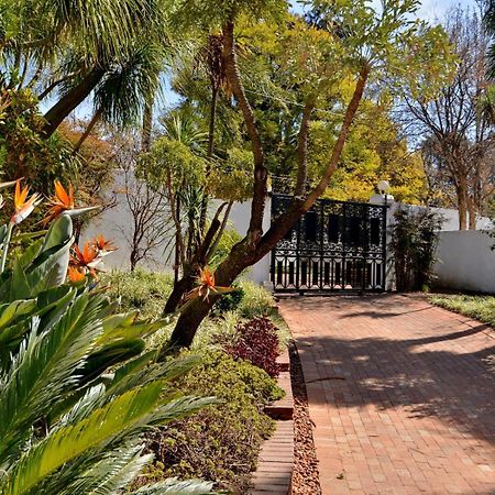Atholl Guest House Йоханесбург Екстериор снимка