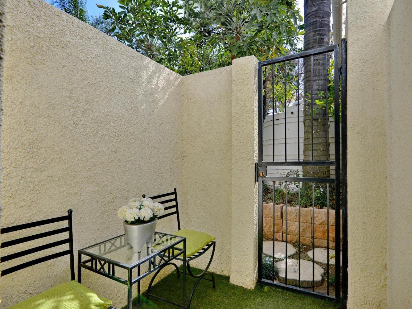 Atholl Guest House Йоханесбург Стая снимка